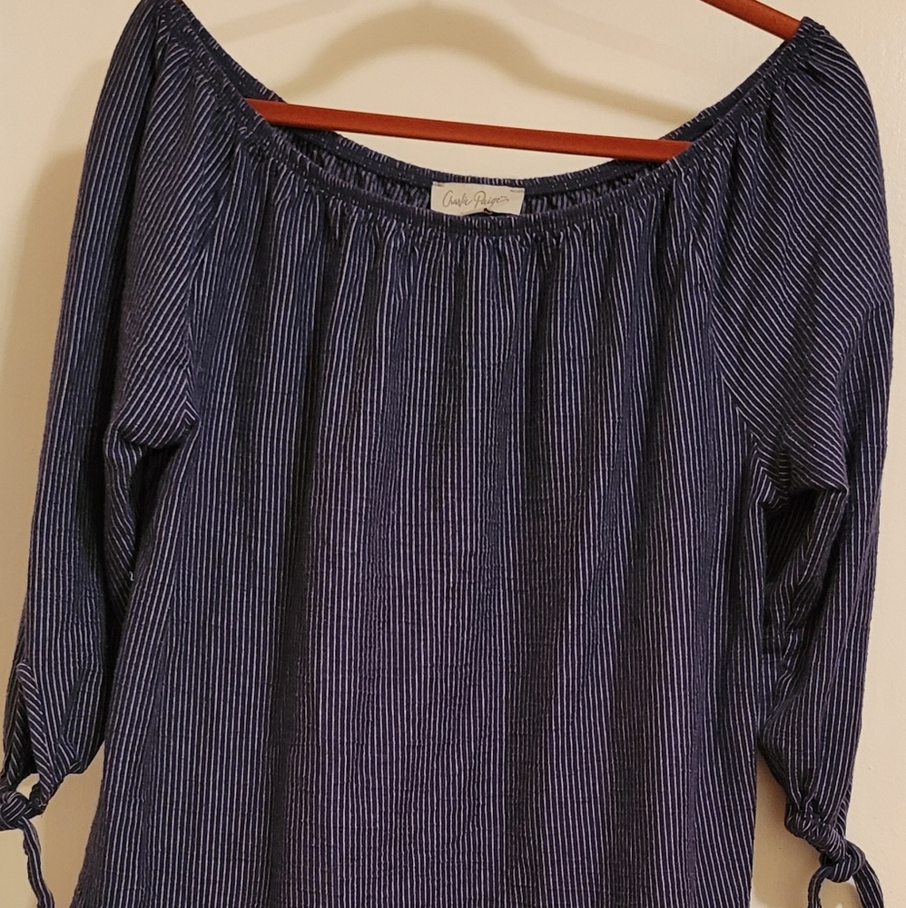 Charlie Paige Striped Long Sleeve Top with Tied Cuffs. Size XL